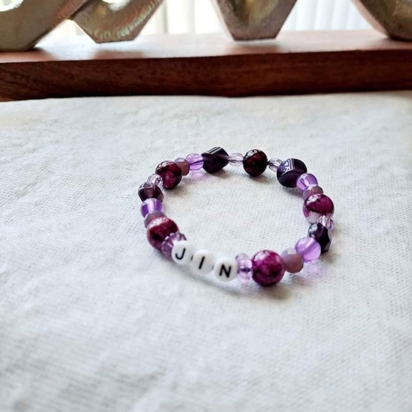 Purple and White Beaded BTS Jin Bracelet - Picture 2 of 5